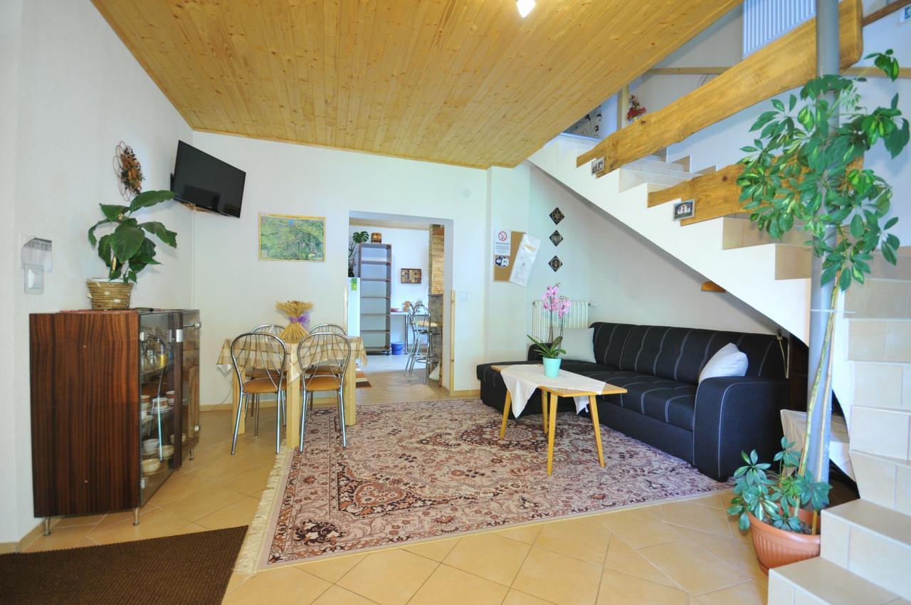 Ubytovanie Sokolica Červený Kláštor Exterior foto